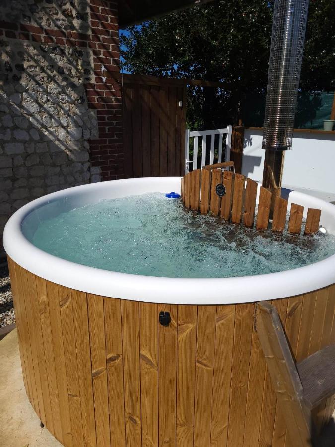 Au Bain Normand : Bain Nordique Et Detente. Goderville Luaran gambar